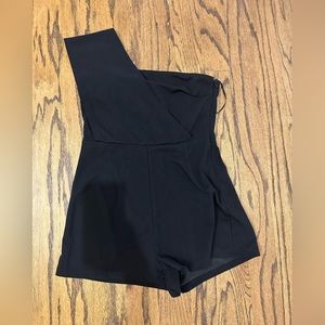 Black one shoulder romper, size L